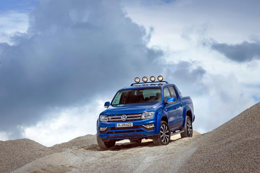  Volkswagen Amarok Double Cab Aventura 2016 года  (фото 24 из 29)
